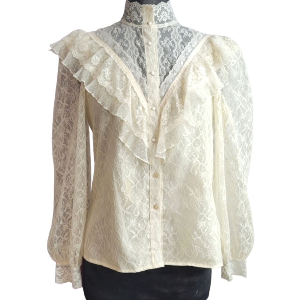 Beautiful vintage lace blouse